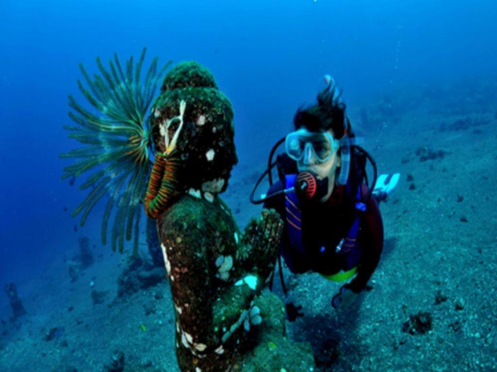 Tulamben Wreck Divers Resort & Restaurant Exterior photo