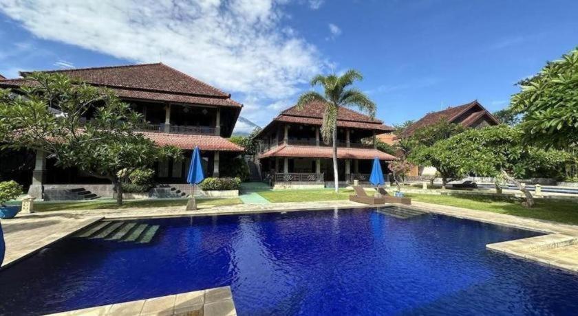 Tulamben Wreck Divers Resort & Restaurant Exterior photo